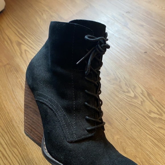 Black Very Volatile lace up bootie - Picture 5 of 6